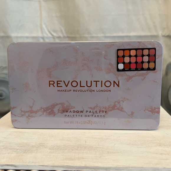 Revolution- Forever Flawless- Decadent Shadow Palette - Picture 1 of 4